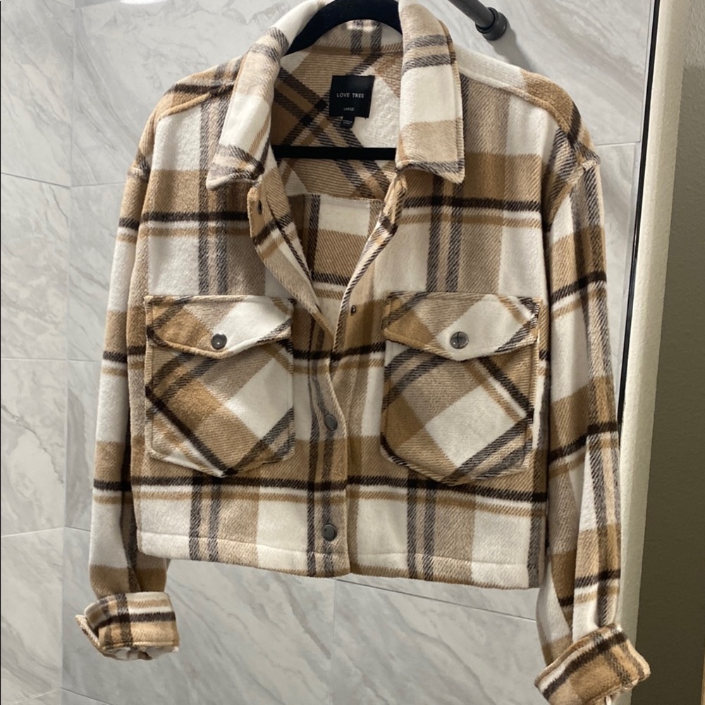 Love Tree Women's Plaid Jacket - Brown and White